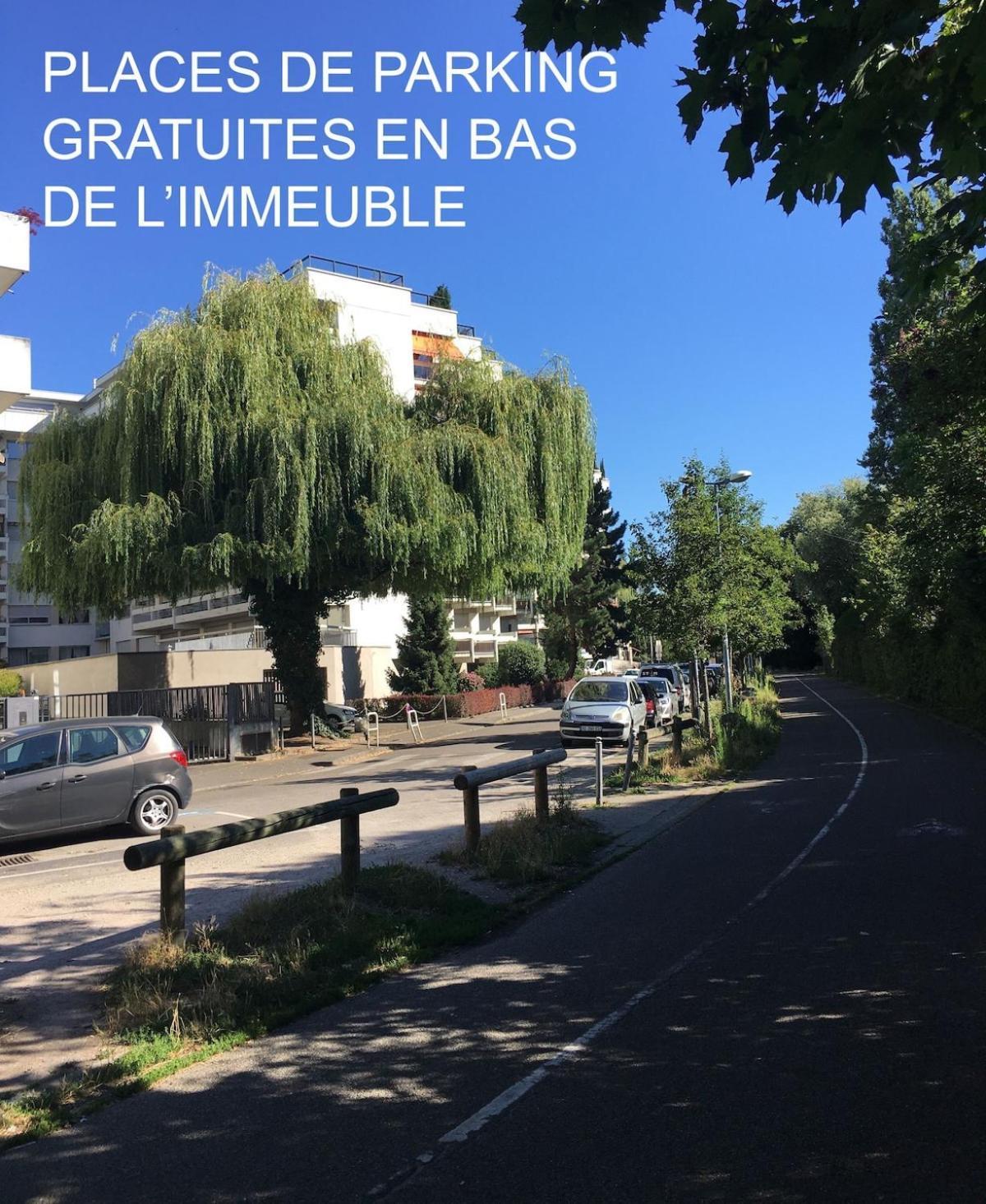 Vue Degagee, Cuisine Moderne Et Wifi * Strasbourg