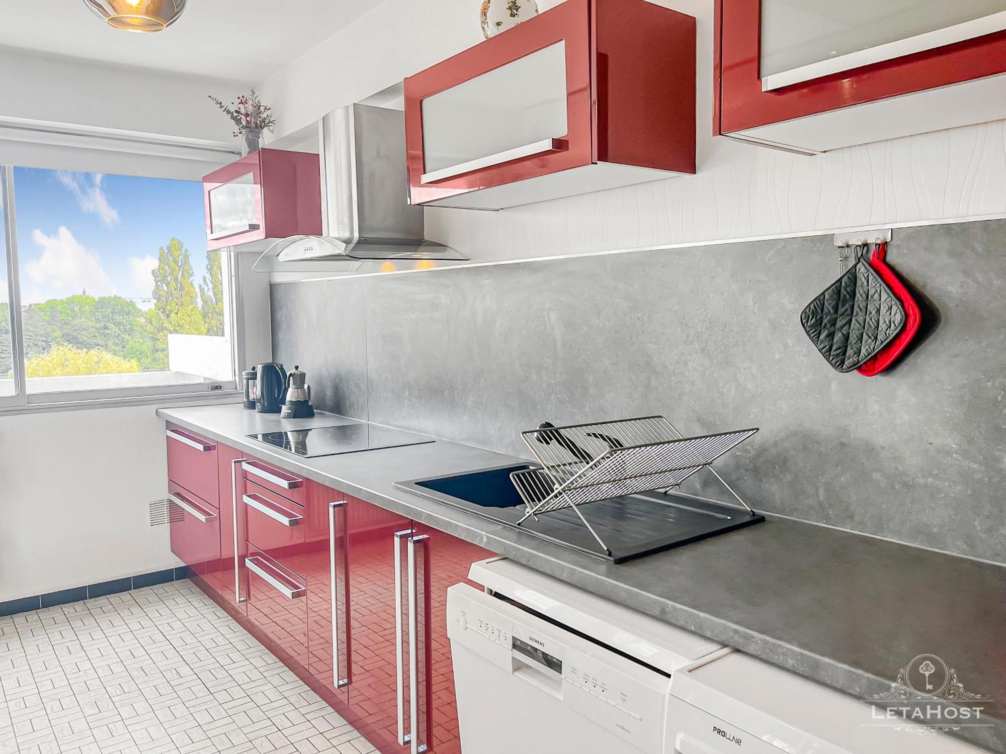 Apartment Vue Degagee, Cuisine Moderne Et Wifi
