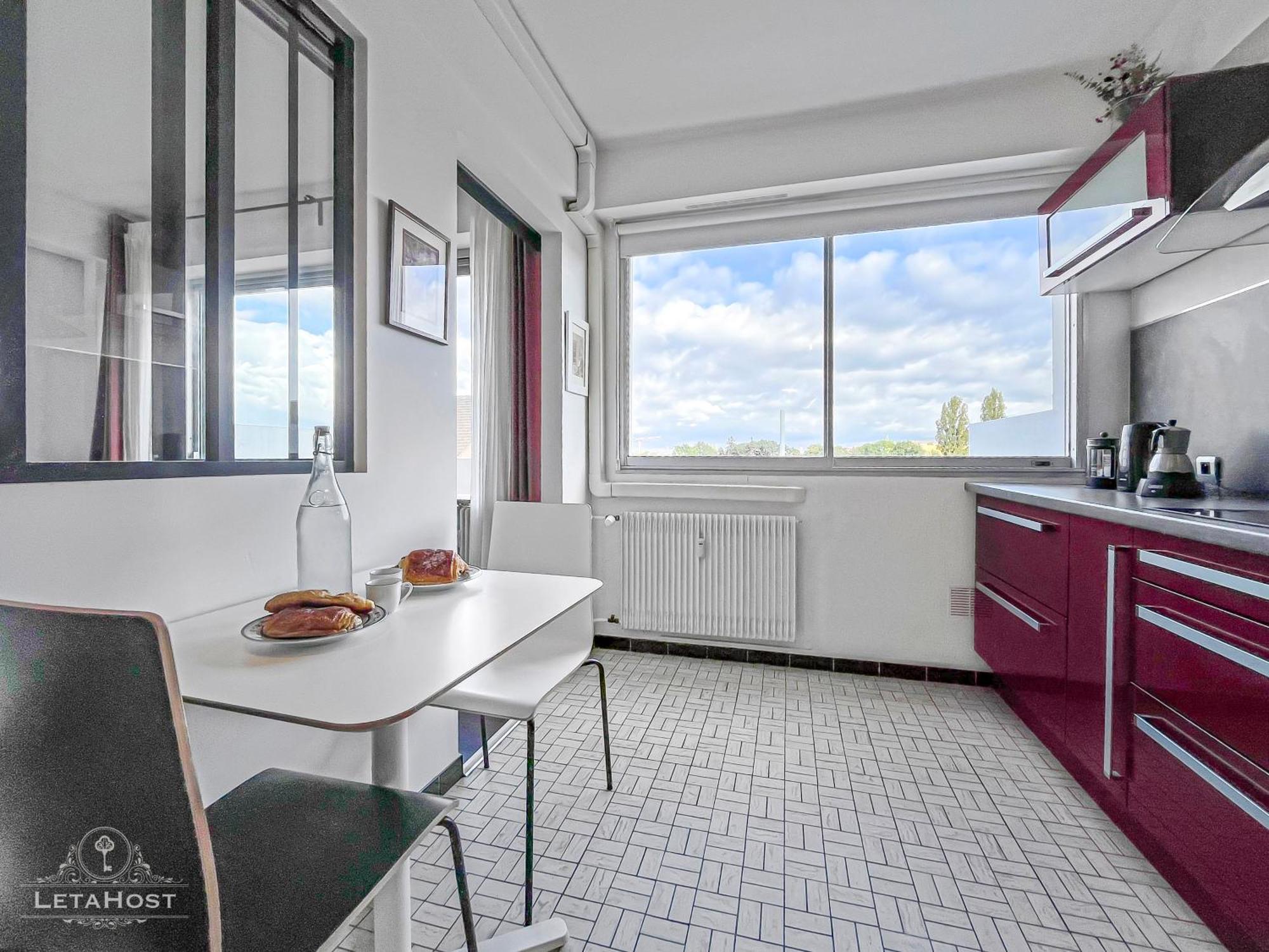 Vue Degagee, Cuisine Moderne Et Wifi Apartment *