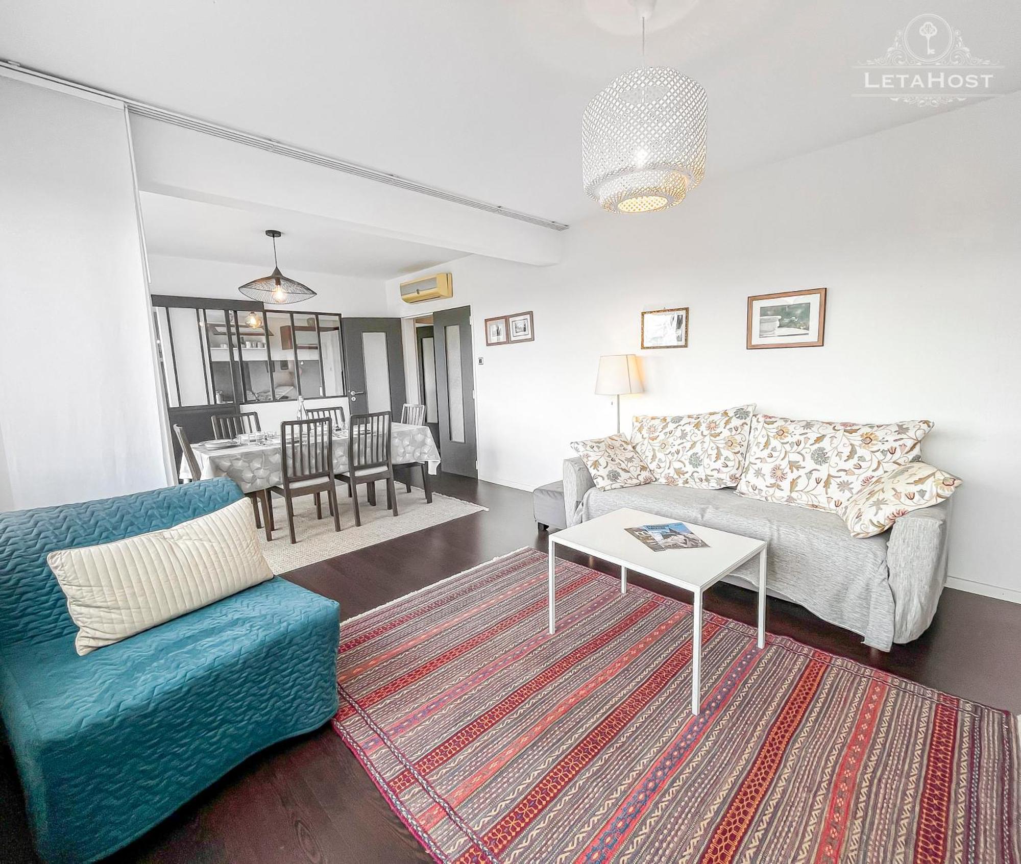 Apartment Vue Degagee, Cuisine Moderne Et Wifi *